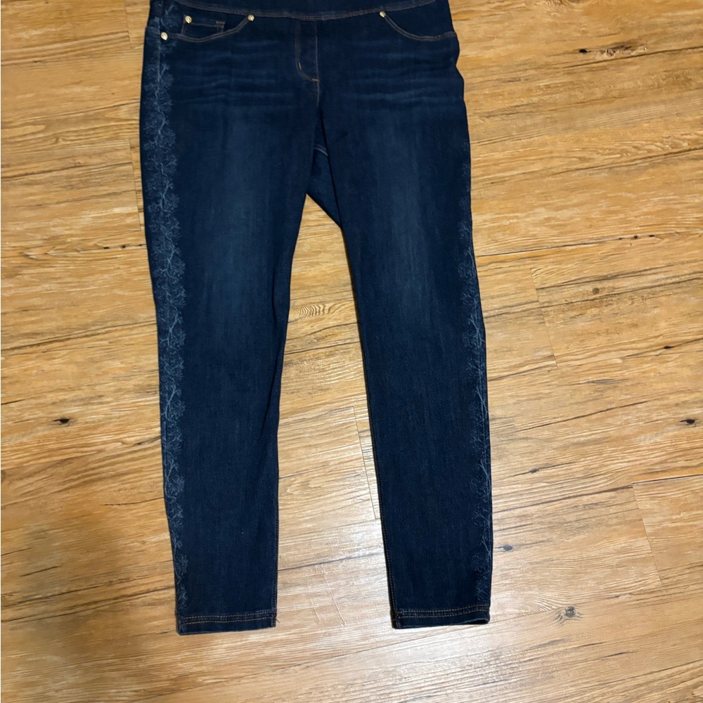 Women's Dark Blue Jeans